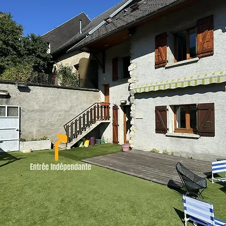Cozy And Independent With A View Apartmán Saint-Jean-d'Arvey